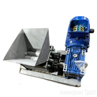 Roll Crusher 200&times;150 mm with a 1.5 kW Gear Motor. Gray