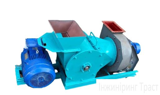 Hammer crusher 22 kW black steel