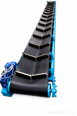 Grooved belt conveyor 400mm*6000mm. Black