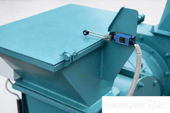 Молоткова дробарка 30 кВт. Блакитна