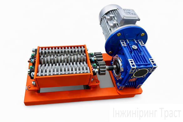 Crusher 200mm*150mm for industrial waste. Glass crusher with 1.5 kW reduction motor. Orange